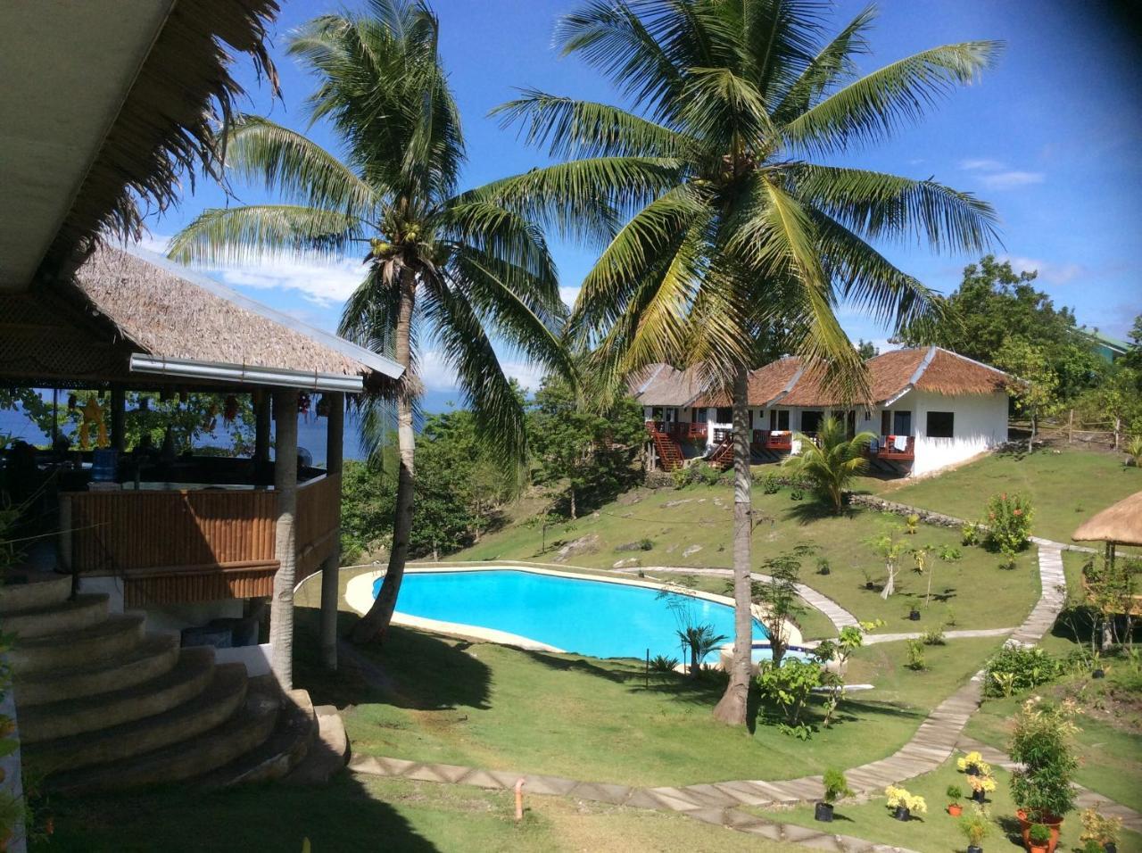 Cuestas Beach Resort And Restaurant 巴迪安 外观 照片