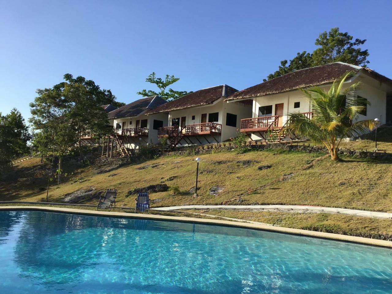 Cuestas Beach Resort And Restaurant 巴迪安 外观 照片