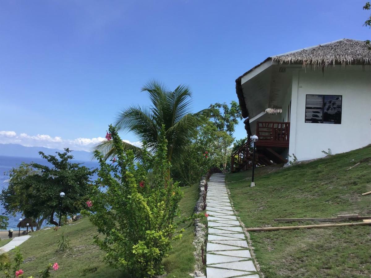 Cuestas Beach Resort And Restaurant 巴迪安 外观 照片