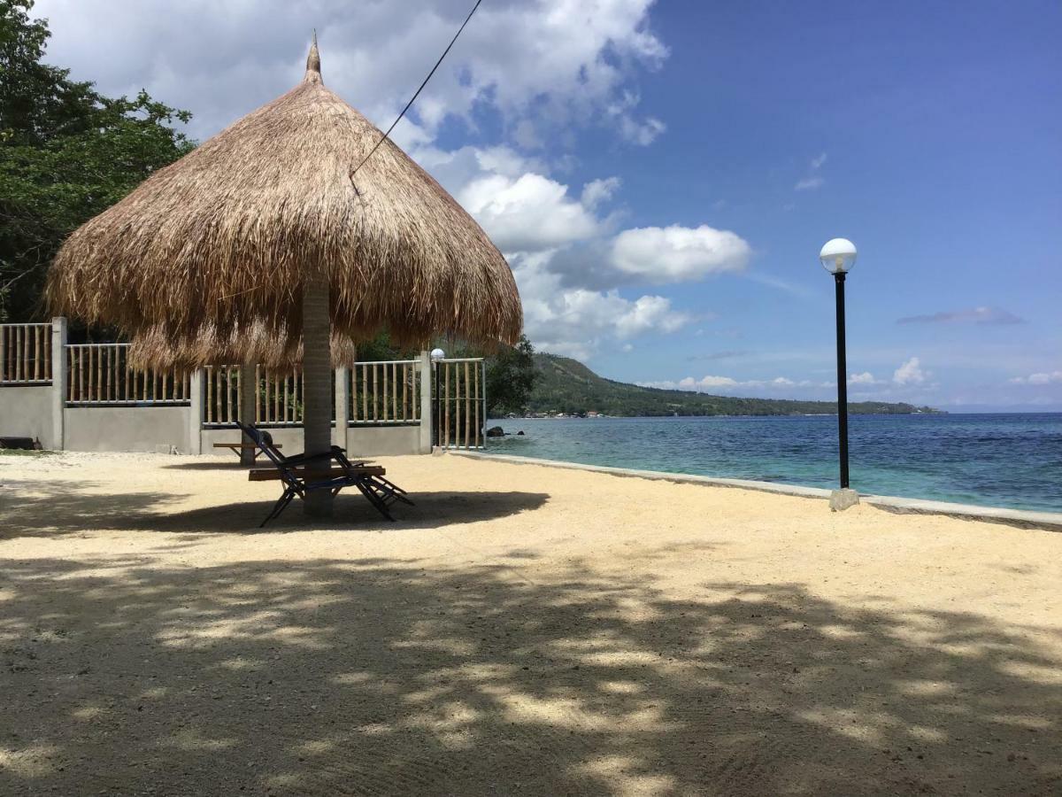Cuestas Beach Resort And Restaurant 巴迪安 外观 照片