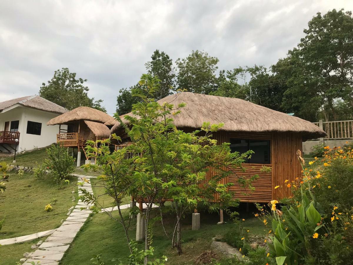 Cuestas Beach Resort And Restaurant 巴迪安 外观 照片