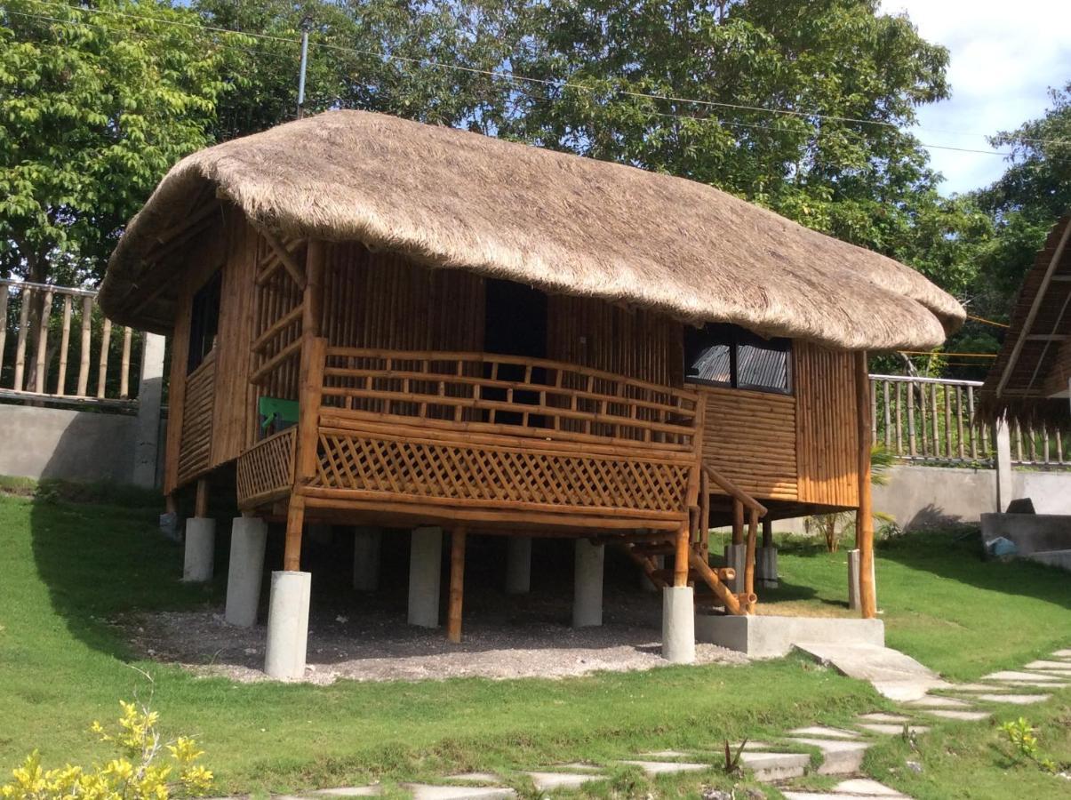 Cuestas Beach Resort And Restaurant 巴迪安 外观 照片